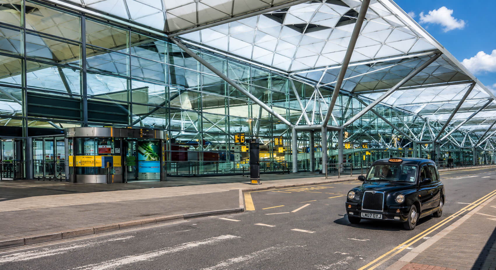 Stansted to Luton Airport Taxi